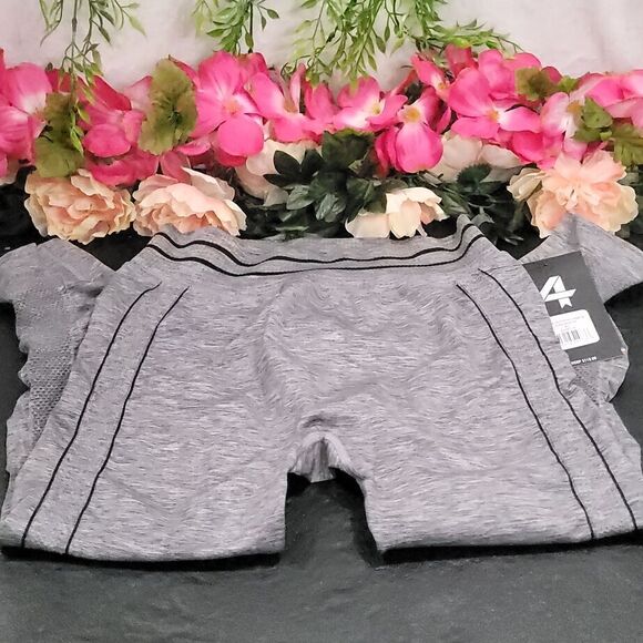 NWT Four Laps Aero Seamless Leggings 25" - Picture 8 of 8